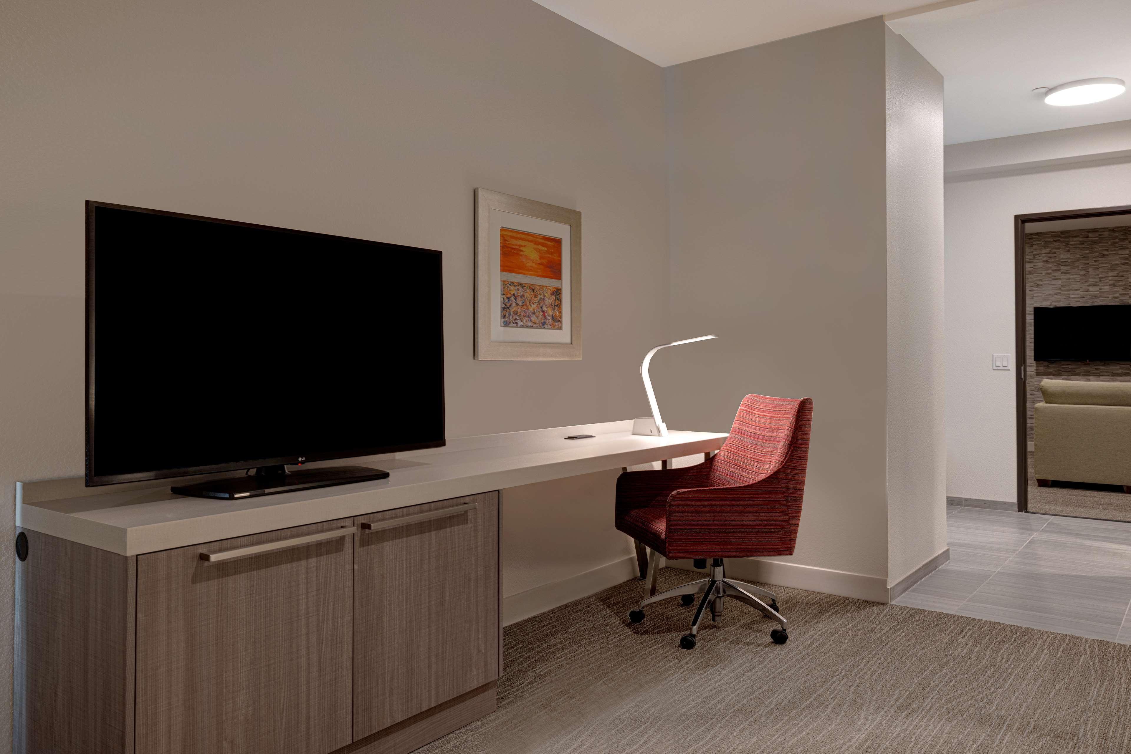 Hilton Garden Inn テメキュラ エクステリア 写真