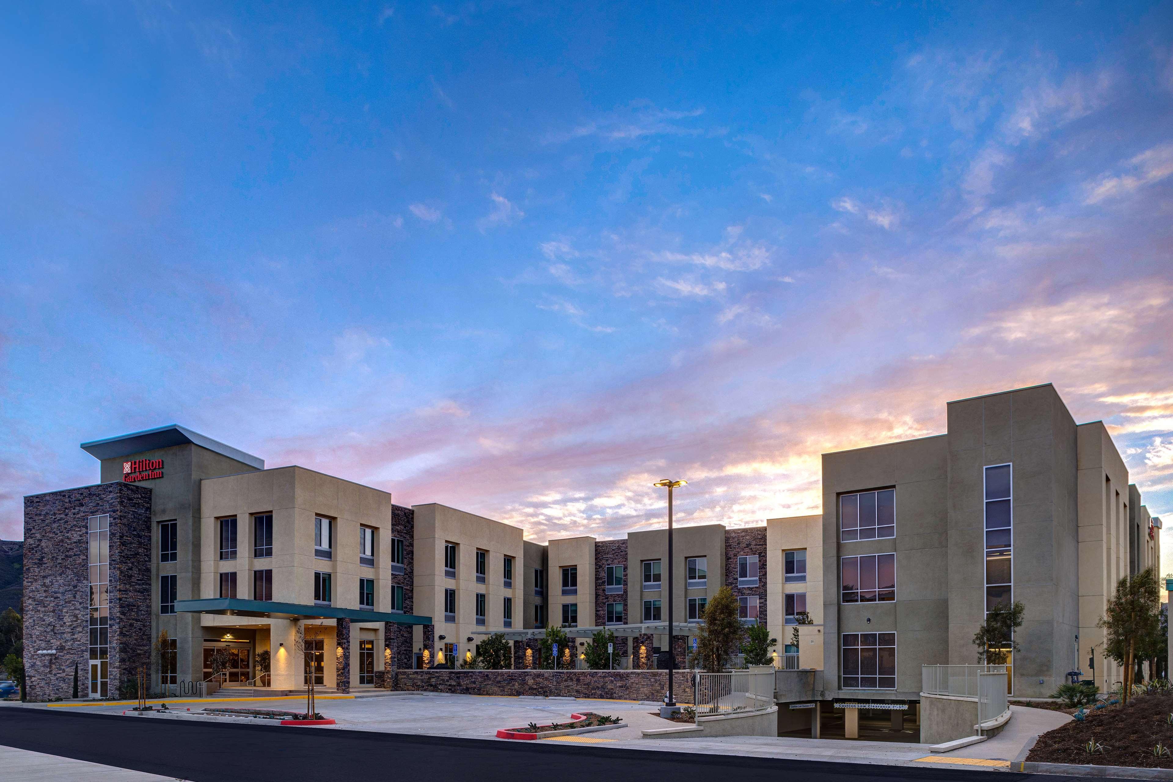 Hilton Garden Inn テメキュラ エクステリア 写真