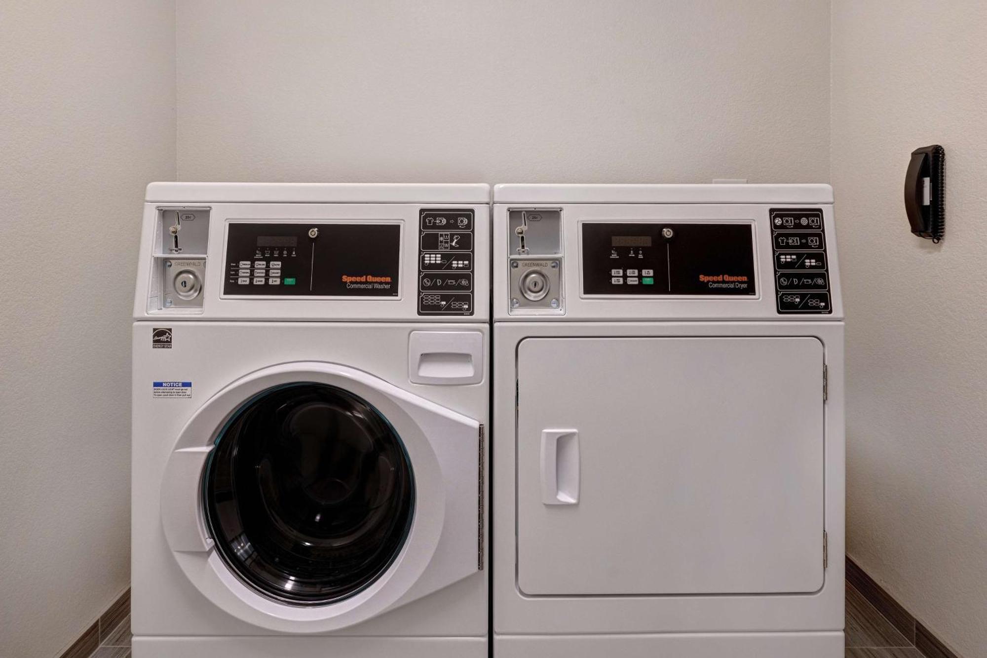 Hilton Garden Inn テメキュラ エクステリア 写真