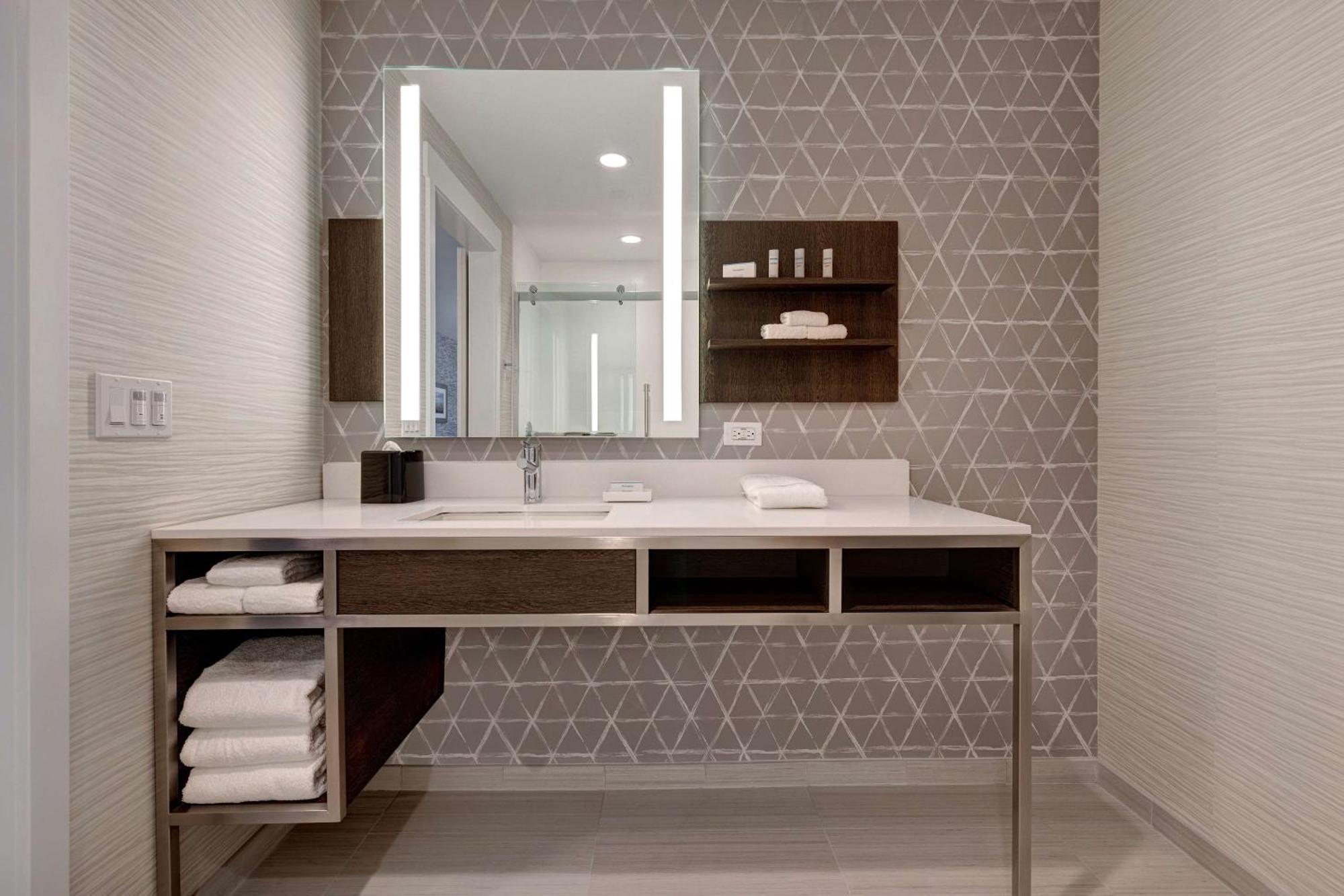 Hilton Garden Inn テメキュラ エクステリア 写真